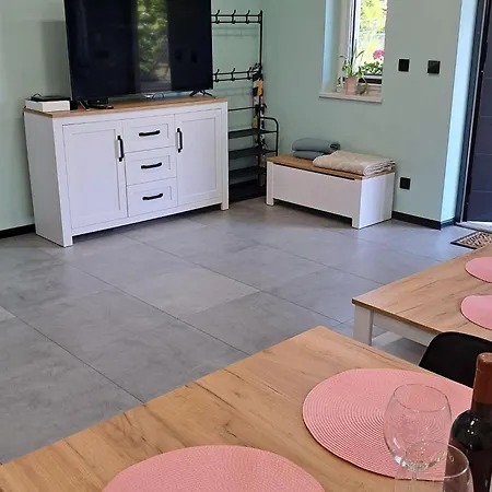 Nicely Furnished In Σπίτι διακοπών